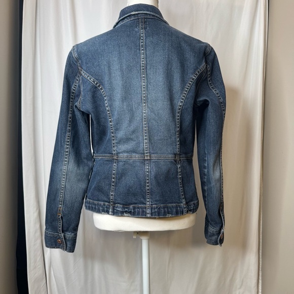 Old Navy Blue Jean Jacket Fitted Tailored Style with Distressing Sz Large - Picture 7 of 11